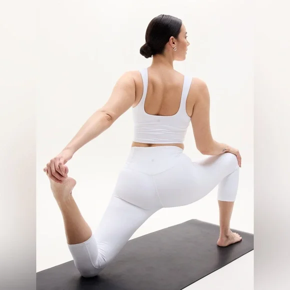 NWT Athleta High-Rise Elation White Capri Leggings, Size XL - Picture 5 of 11